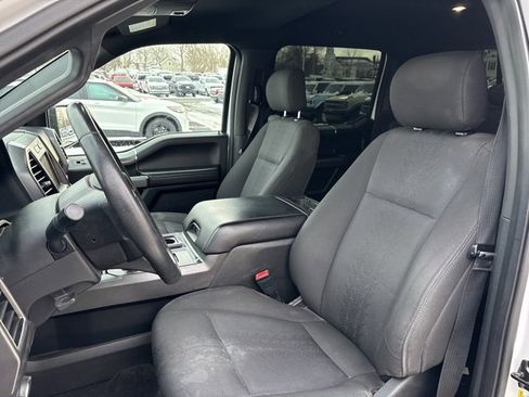 Used 2018 Ford F150 XLT w/ Equipment Group 302A Luxury image 4