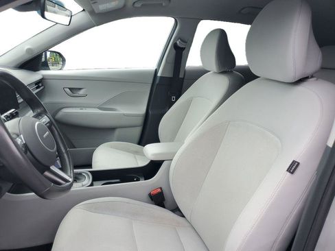 Used 2025 Hyundai Kona SEL AWD/4WD image 5