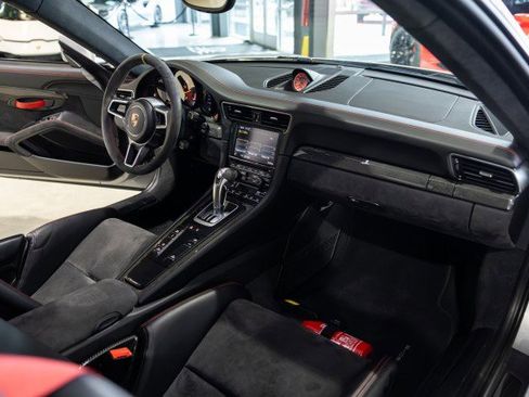 Used 2016 Porsche 911 GT3 RS image 51