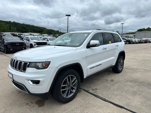 Used 2020 Jeep Grand Cherokee Limited w/ Luxury Group II AWD/4WD image 17