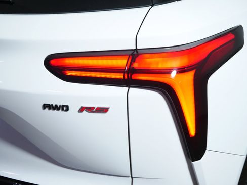 Used 2024 Chevrolet Blazer EV RS image 17