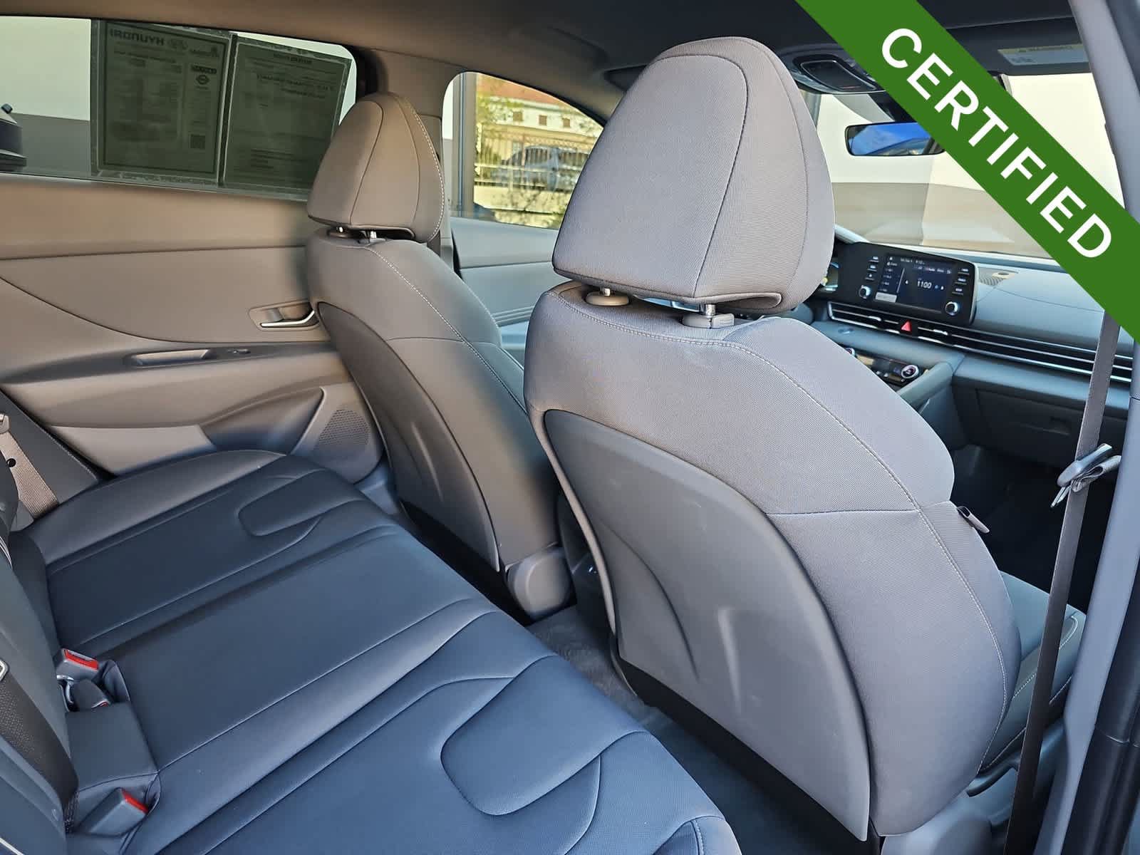 Certified 2025 Hyundai Elantra Sport FWD image 16