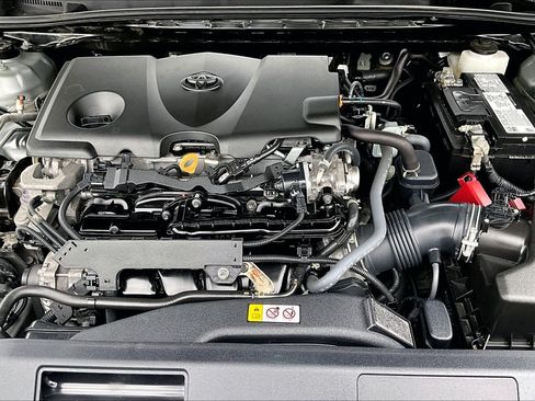 Used 2024 Toyota Camry LE w/ Cold Weather Package FWD image 10