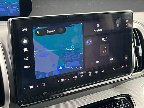 Used 2025 Ford Expedition Max Active image 8