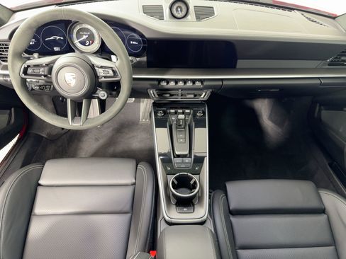 Certified 2025 Porsche 911 Turbo image 15