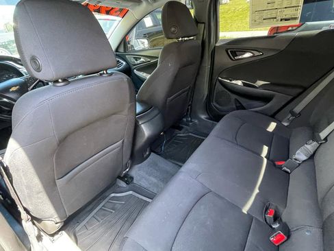 Used 2021 Chevrolet Malibu RS image 22