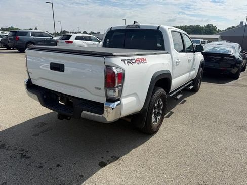 Used 2023 Toyota Tacoma TRD Off-Road AWD/4WD image 7