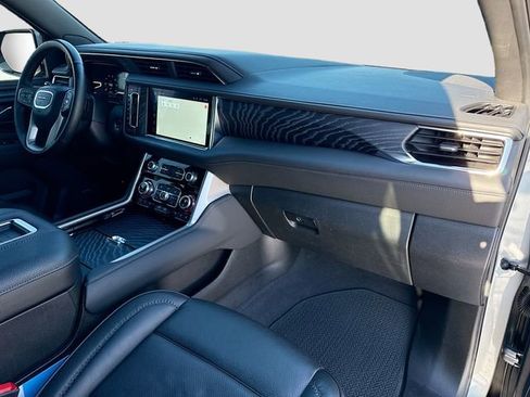 Used 2024 GMC Yukon XL Denali w/ Max Trailering Package image 31