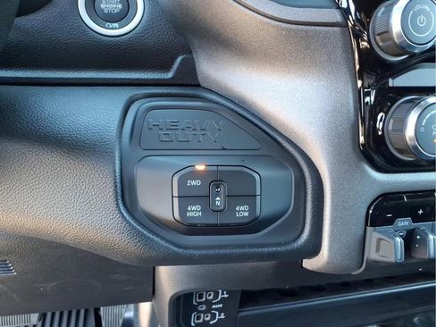 New 2026 RAM 2500 Tradesman AWD/4WD image 22