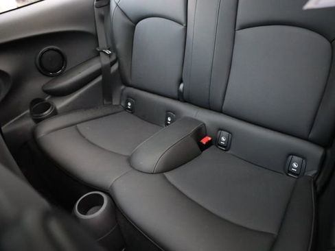 Used 2020 MINI Cooper S image 33