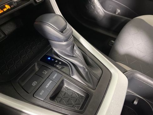 Certified 2024 Toyota RAV4 XLE image 22