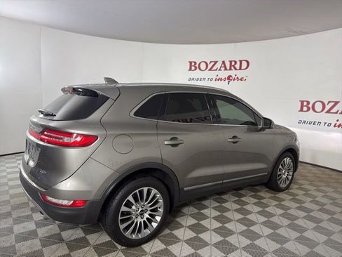 Used 2017 Lincoln MKC Reserve image 9