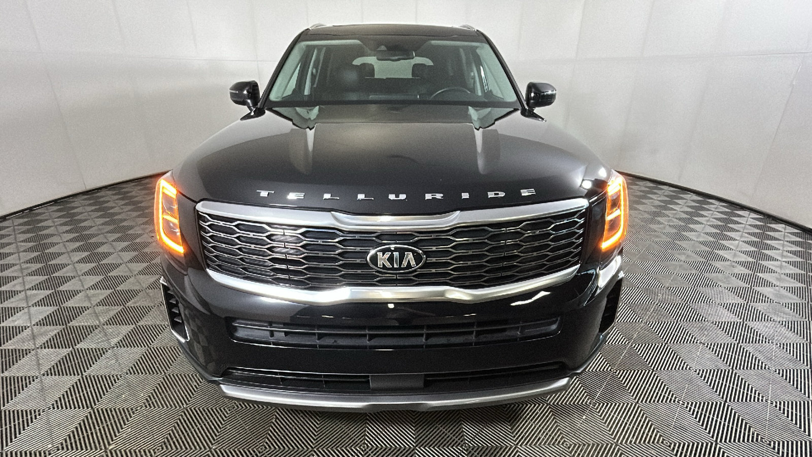 Used 2021 Kia Telluride EX w/ EX Premium Package AWD/4WD image 9
