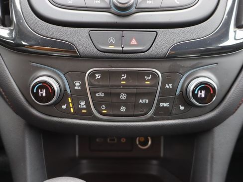 Used 2023 Chevrolet Equinox RS image 13