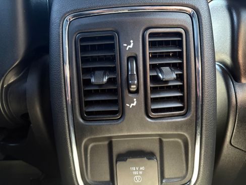 Used 2021 Jeep Grand Cherokee Laredo X image 13