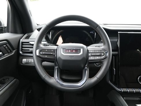 New 2026 GMC Acadia AT4 w/ Luxury Package AWD/4WD image 10