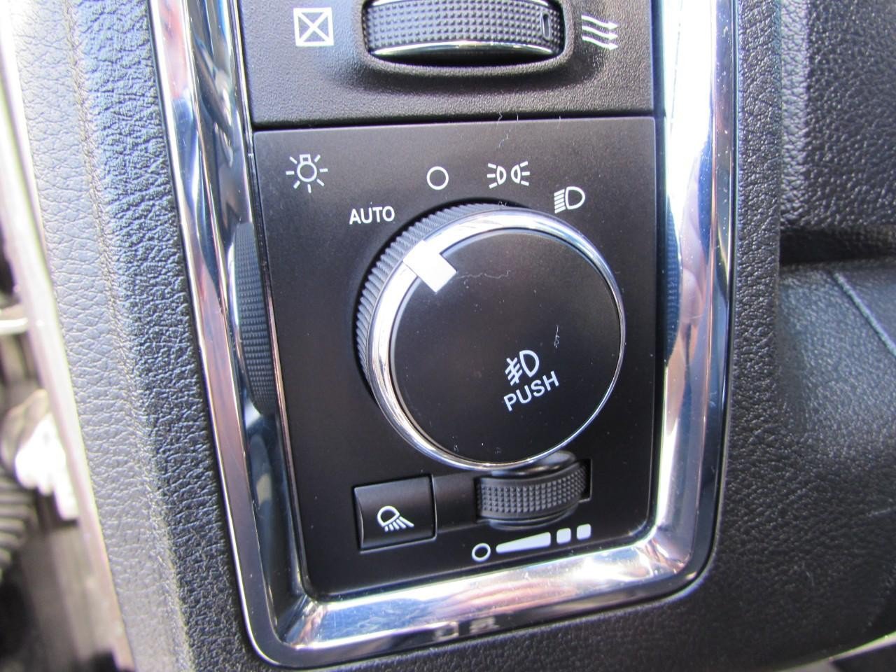 Used 2017 RAM 3500 Laramie w/ Sport Appearance Group AWD/4WD image 22