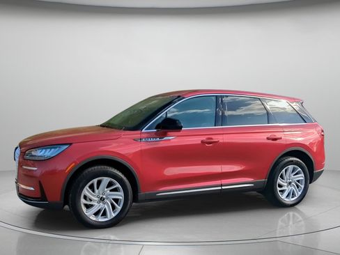 Used 2025 Lincoln Corsair FWD image 15