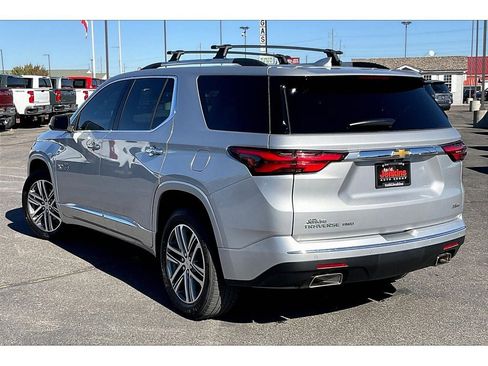 Used 2022 Chevrolet Traverse High Country image 12