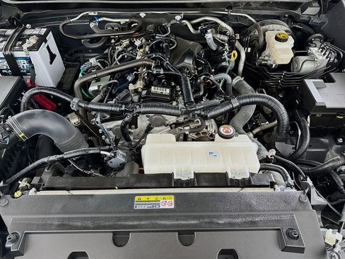 Certified 2024 Toyota Tacoma SR5 image 10