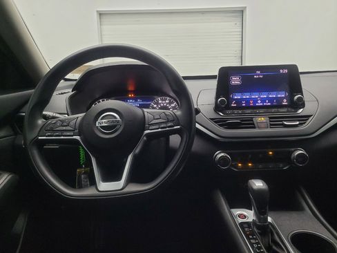 Used 2019 Nissan Altima 2.5 S FWD image 22