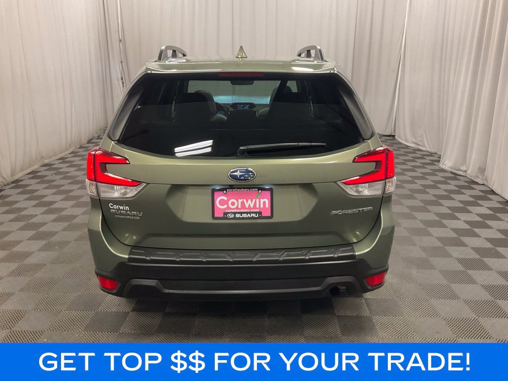 Used 2020 Subaru Forester Premium AWD/4WD image 3
