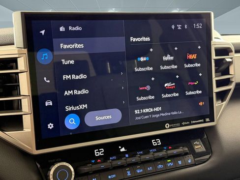 Used 2024 Toyota Tundra Limited image 26