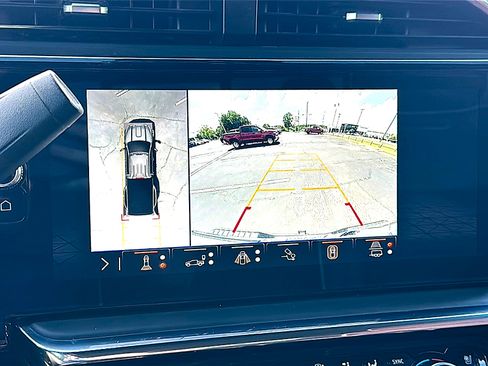 Used 2024 GMC Sierra 3500 Denali Ultimate AWD/4WD image 35