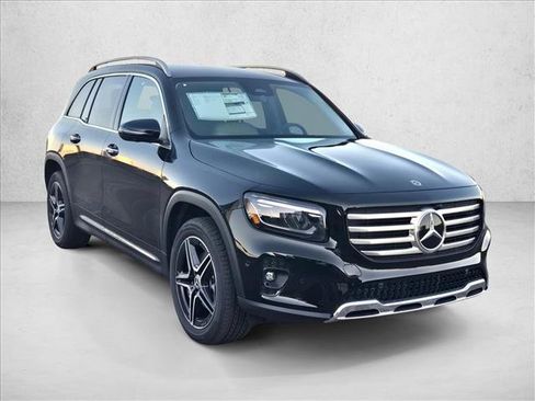New 2026 Mercedes-Benz GLB 250 image 7