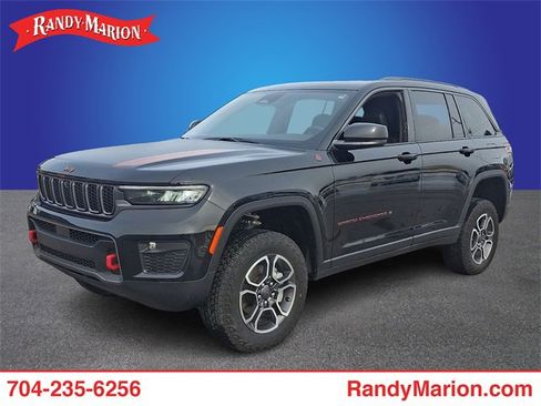 Used 2022 Jeep Grand Cherokee Trailhawk image 1