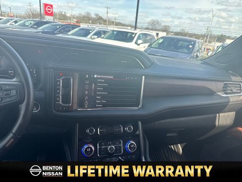 Used 2023 GMC Yukon Denali Ultimate image 8