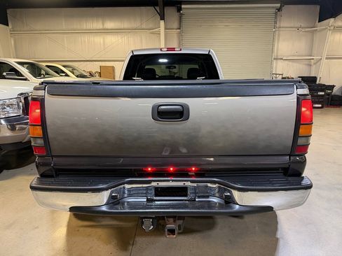Used 2005 Chevrolet Silverado 3500 LT w/ Heavy-Duty Power Package AWD/4WD image 19