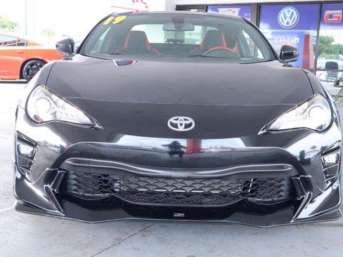 Used 2019 Toyota 86 TRD SE RWD image 11