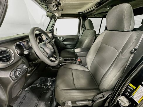 Used 2023 Jeep Gladiator Sport AWD/4WD image 20