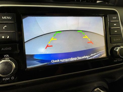 Used 2022 Nissan Versa S FWD image 28