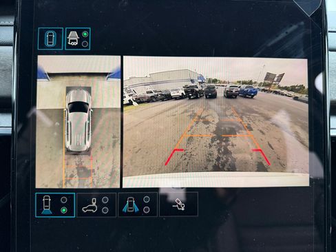 New 2026 GMC Acadia Denali Ultimate w/ LPO, Floor Liner Package image 19