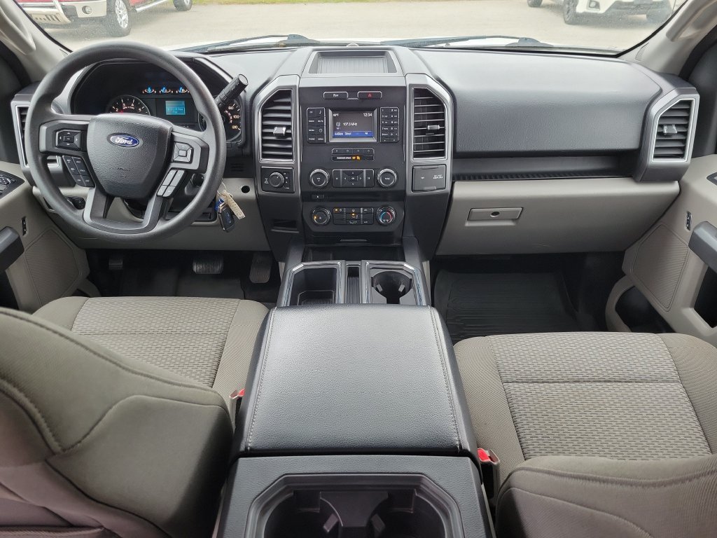 Used 2017 Ford F150 XLT AWD/4WD image 12
