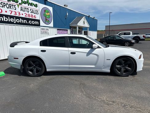Used 2013 Dodge Charger R/T RWD image 9