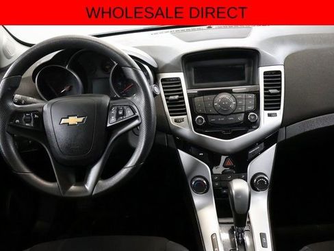 Used 2016 Chevrolet Cruze LT FWD image 12