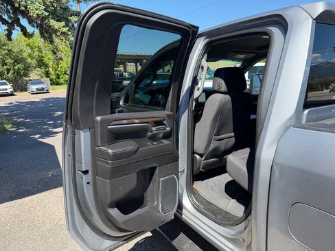 Used 2024 GMC Sierra 2500 SLE AWD/4WD image 8