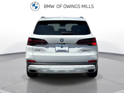 Certified 2024 BMW X5 xDrive40i w/ Premium Package AWD/4WD image 7