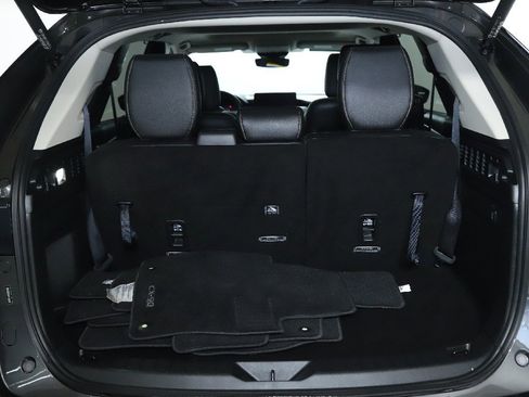 Certified 2024 MAZDA CX-90 Plug-In Hybrid w/ Preferred image 32