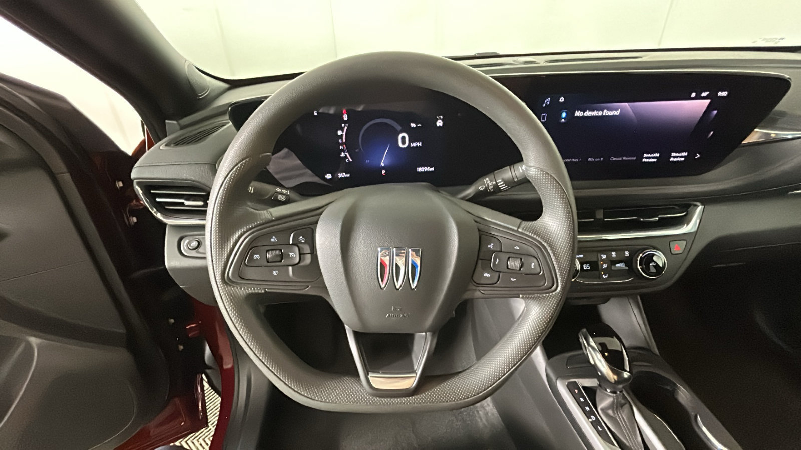 Used 2025 Buick Envista Preferred FWD image 17
