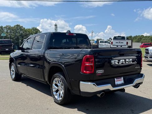 Used 2025 RAM 1500 Limited AWD/4WD image 6