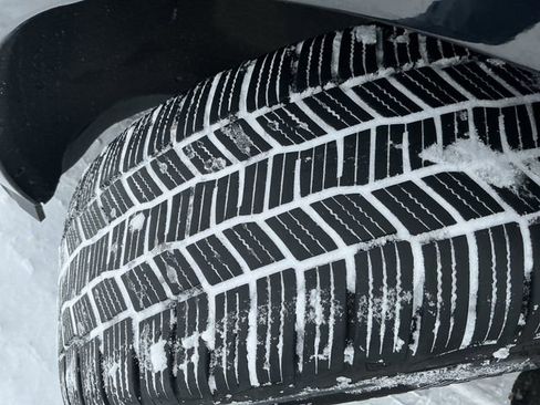 Used 2014 Chevrolet Impala LT w/ Convenience Package image 17