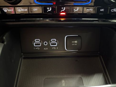 New 2025 Jeep Grand Cherokee Altitude AWD/4WD image 15