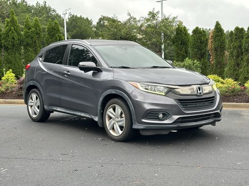 Used 2019 Honda HR-V EX-L image 2