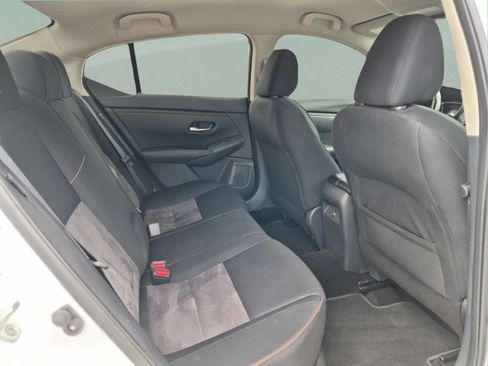 Certified 2022 Nissan Sentra SR w/ Midnight Edition FWD image 20