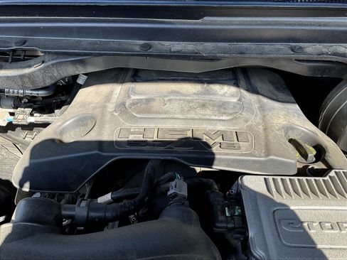 Used 2023 RAM 1500 Laramie AWD/4WD image 31