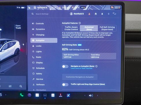Used 2026 Tesla Model Y AWD image 32